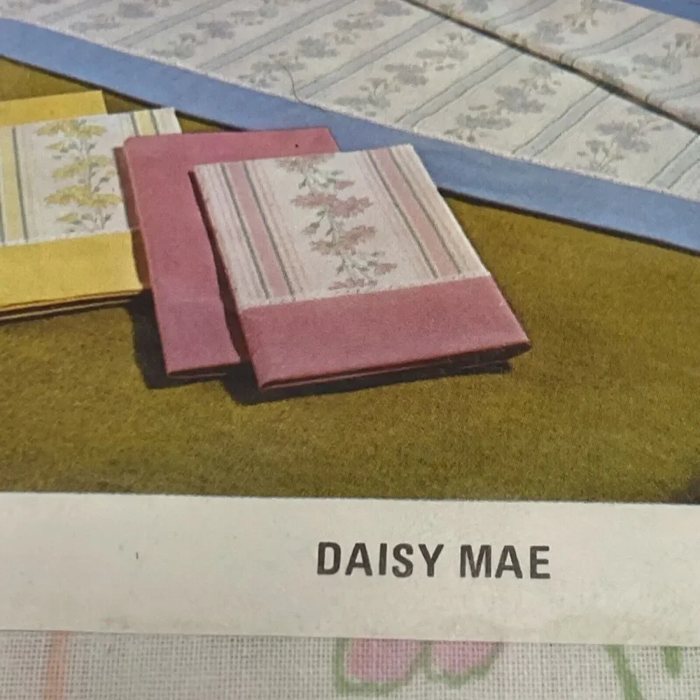 Vintage NOS Flat Sheet Dantrel No Iron Daisy Mae Pink Double Size Floral NEW